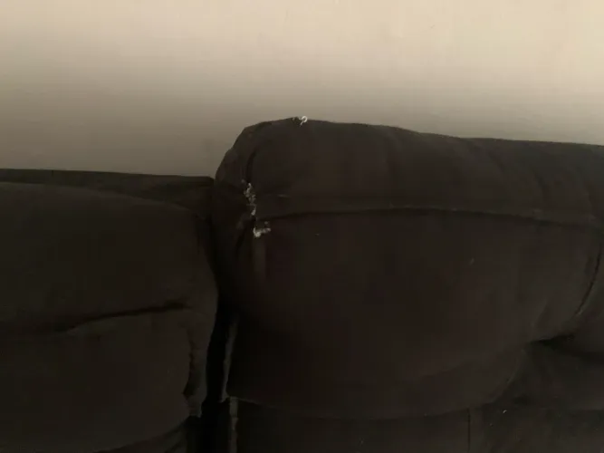 Vendo sofá de 4 lugares usado em bom estado 