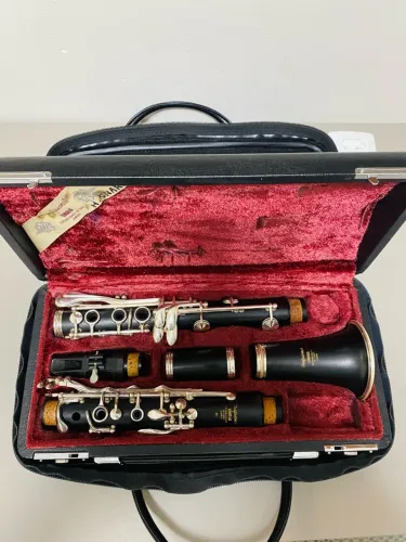 Clarinete Yamaha profissional YCL 651