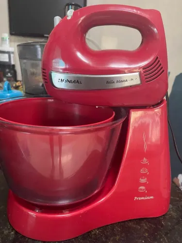 Batedeira Mondial Bella Massa 500W - Pouquíssimo Uso - R$100