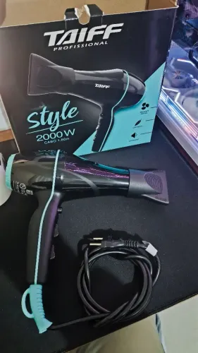 Secador Taiff Profissional, 2000 Watts, 127. Excelente estado de uso.