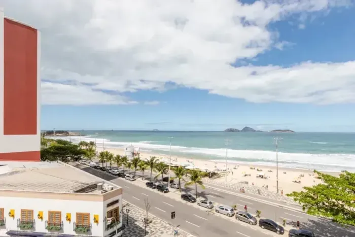 APARTAMENTO COM 3 SUÍTES À VENDA EM IPANEMA