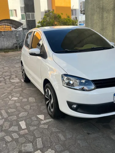 Volkswagen Fox 1.0 MI Total Flex 8V 5P 2014