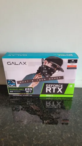 RTX 3060 Ti em excelente estado c/ caixa.