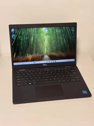 Ultrabook Dell i5 11th / 8gb / Ssd 256gb / tela full hd