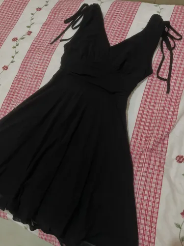Vestidinho preto Shein
