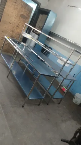 Mesa inox de produção