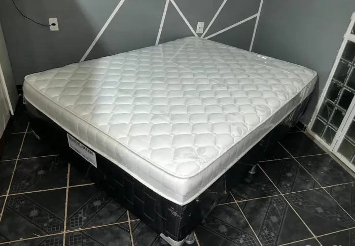 Cama Box Casal De Espuma Higienizada