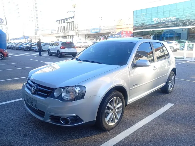 Volkswagen Golf Sportline 1.6 MI Total Flex 8V 4P 2012