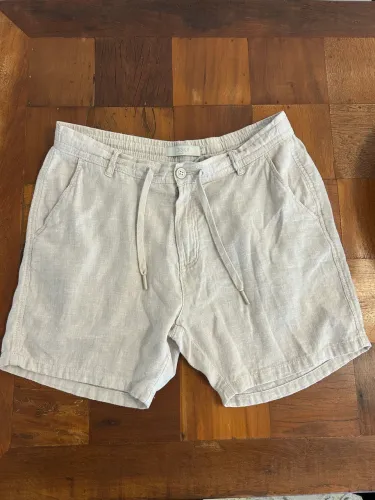 Bermuda linho Disky cor cru TAM G 42