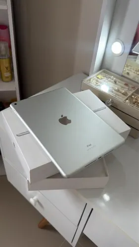iPad 8ª geração 128GB