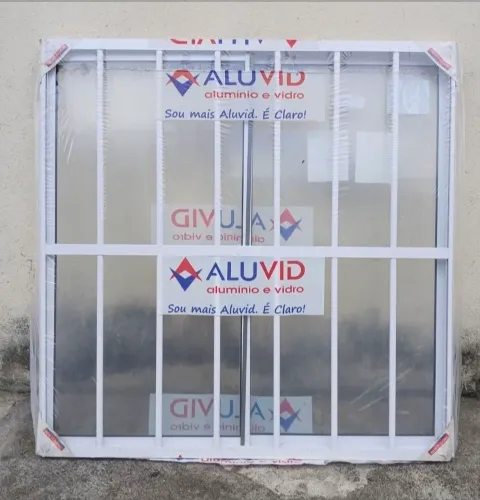 Janela aluminio nova