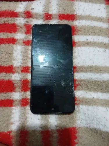 Telefone para retirada de peça ou concerto