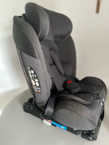 Cadeira de automóvel
