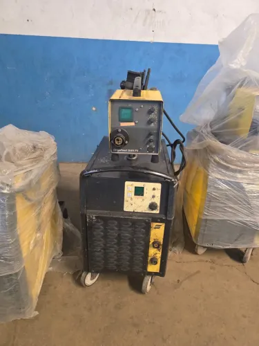 Máquina de solda MIG Esab 