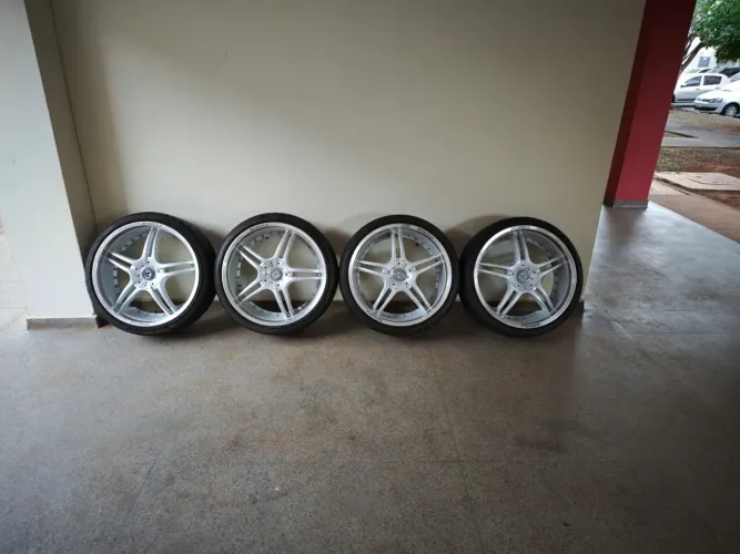 Rodas Aro 20 PDW multifuros, com pneus