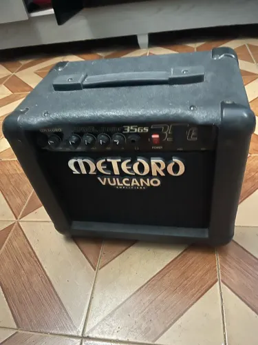 Caixa amplificada meteoro vilcano