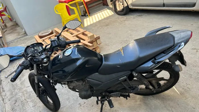 Fazer 150 - com dívidas