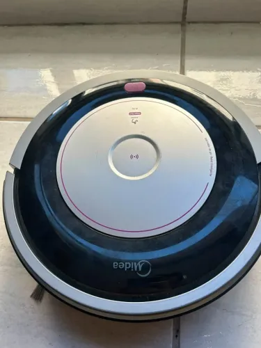 Robô Aspirador Midea Smart VRA81B