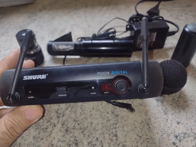 MICROFONE SEM FIO SHURE PGXD4