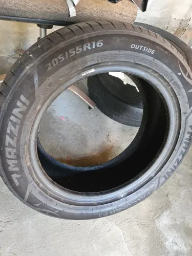 Pneu Mazzini Falconer F1 205/55 R16 (Quase Novo)<br>205/55 R16