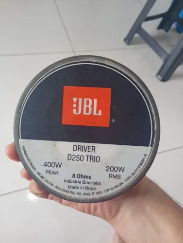 Cometa JBL d250 trio