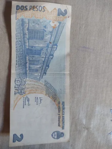 Cédulas 2 pesos (dos pesos) museo mitre
