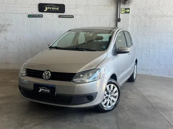 Volkswagen Fox 1.0 MI Total Flex 8V 3P 2013