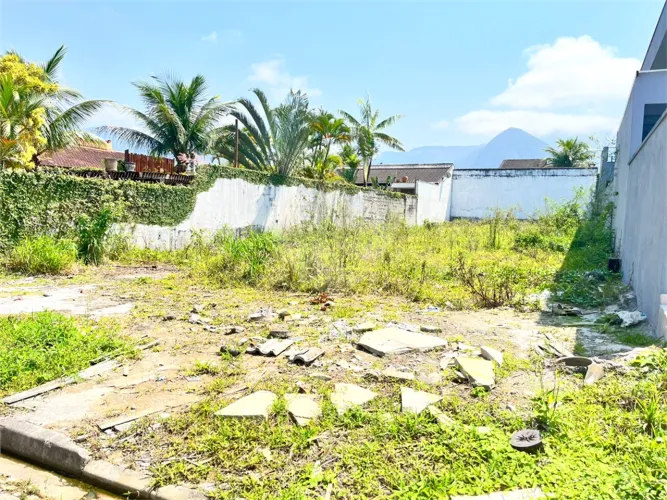 Terreno à venda em Morada da praia - SP