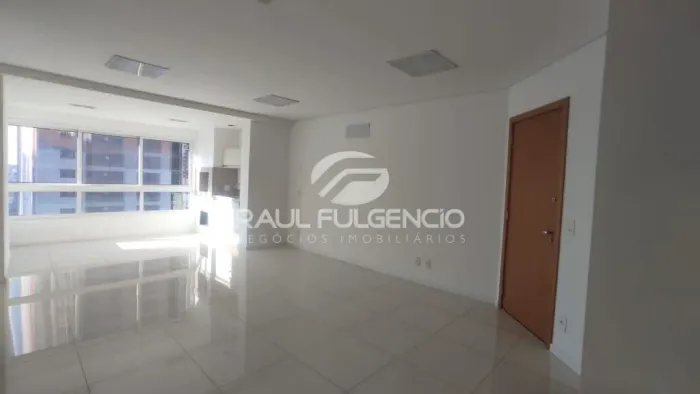 Apartamento Para Locação com 3 Quartos, 1 Suíte, andar alto, Sol da manhã, na Gleba Fazend