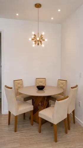 tampo de mesa redondo 120x120 lindo montei mas não vou usar