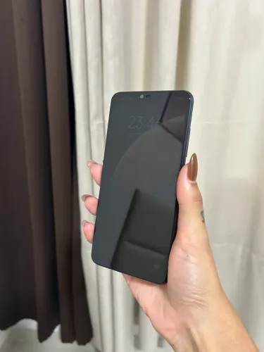 Celular MI 8 Lite