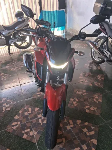 Yamaha Fazer 250 troco por CB 500x