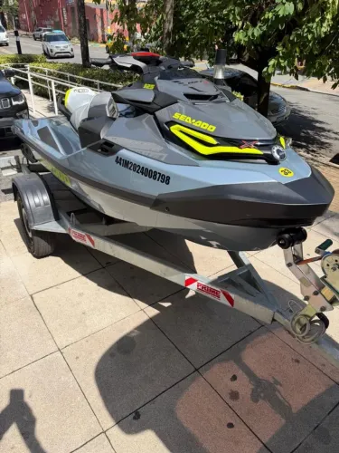JET-SKI SEADOO RXT X 325 - 2024