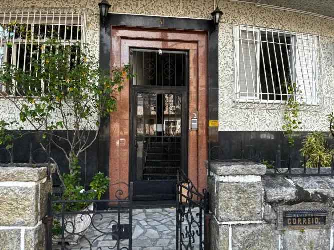 Apartamento para aluguel tem 76 metros quadrados com 2 quartos