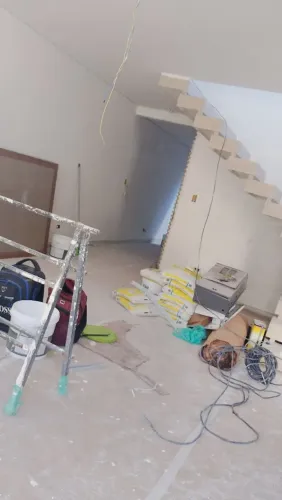 Trabalho de qualidade reparo troca de telhado manutenção