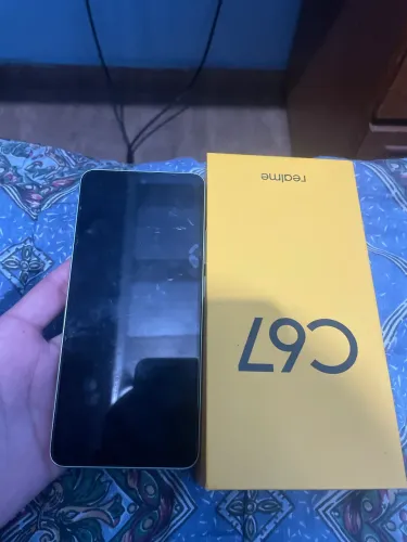 REALME C67 NOVO, acompanha caixa