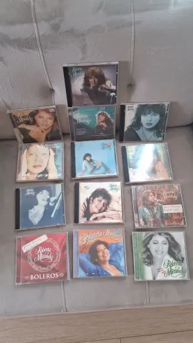 Coleção DC Roberta Miranda (13)