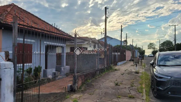 Terreno à venda, em Canoas, bairro São José, com 342m².