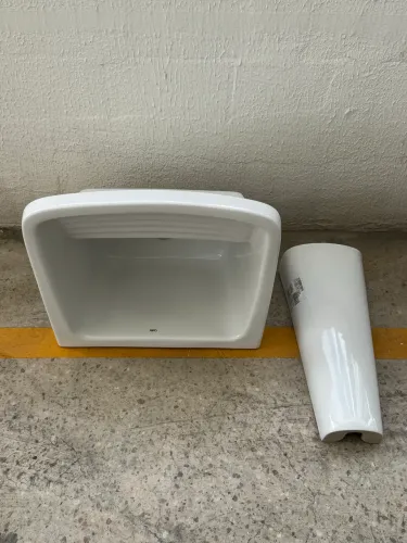 Tanque de Louça M 54,5x48,5cm Branco Celite com Coluna