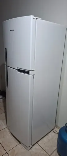 Vendo Geladeira Brastemp 375L