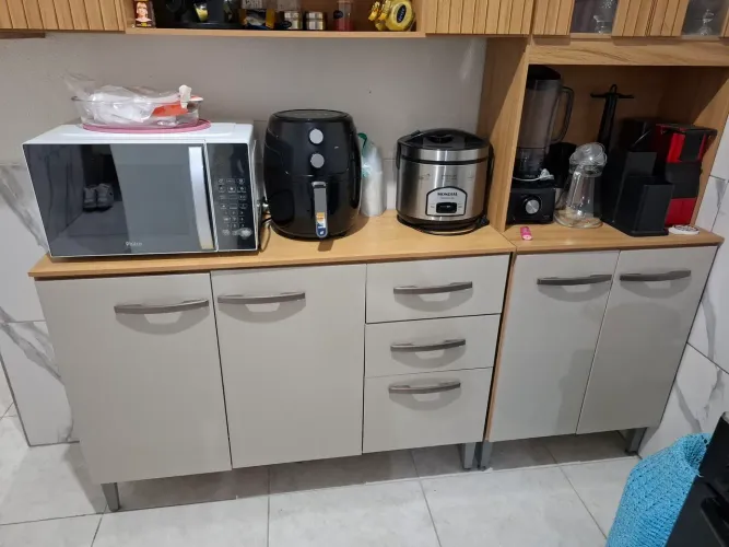 Vende-se armário em ótimo estado