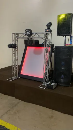 Kit de DJ completo com som iluminação