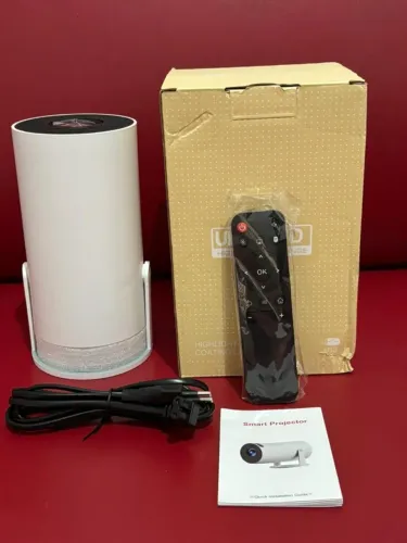 Mini Projetor HY300 Android WiFi Bluetooth Portátil - NOVO