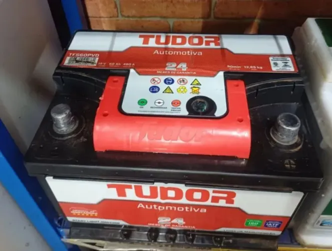 Bateria automotiva Tudor 60Ah - Usada
