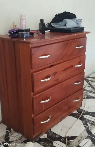 Cômoda de Angelim