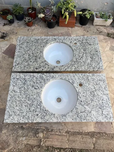 Pia de mármore Dallas 80cm x 40cm