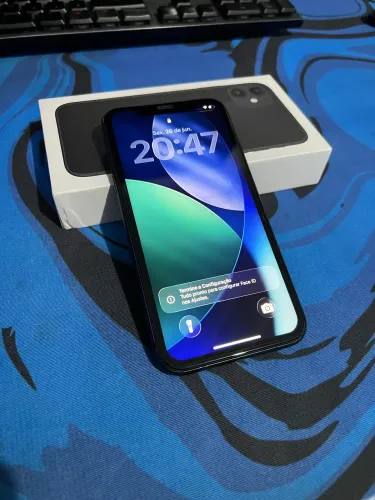 iPhone 11