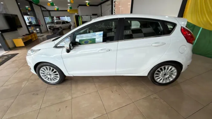 Ford Fiesta Tit./tit.plus 1.6 16V Flex Aut. 2016