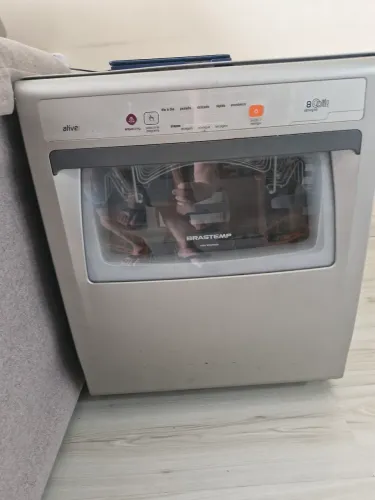Lava lava louça Brastemp 8 serviço 