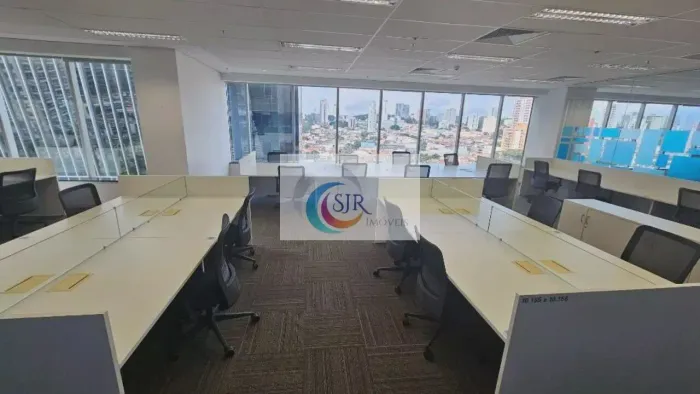Escritório para aluguel tem 883 metros quadrados em Vila São Francisco (Zona Sul) - São Pa